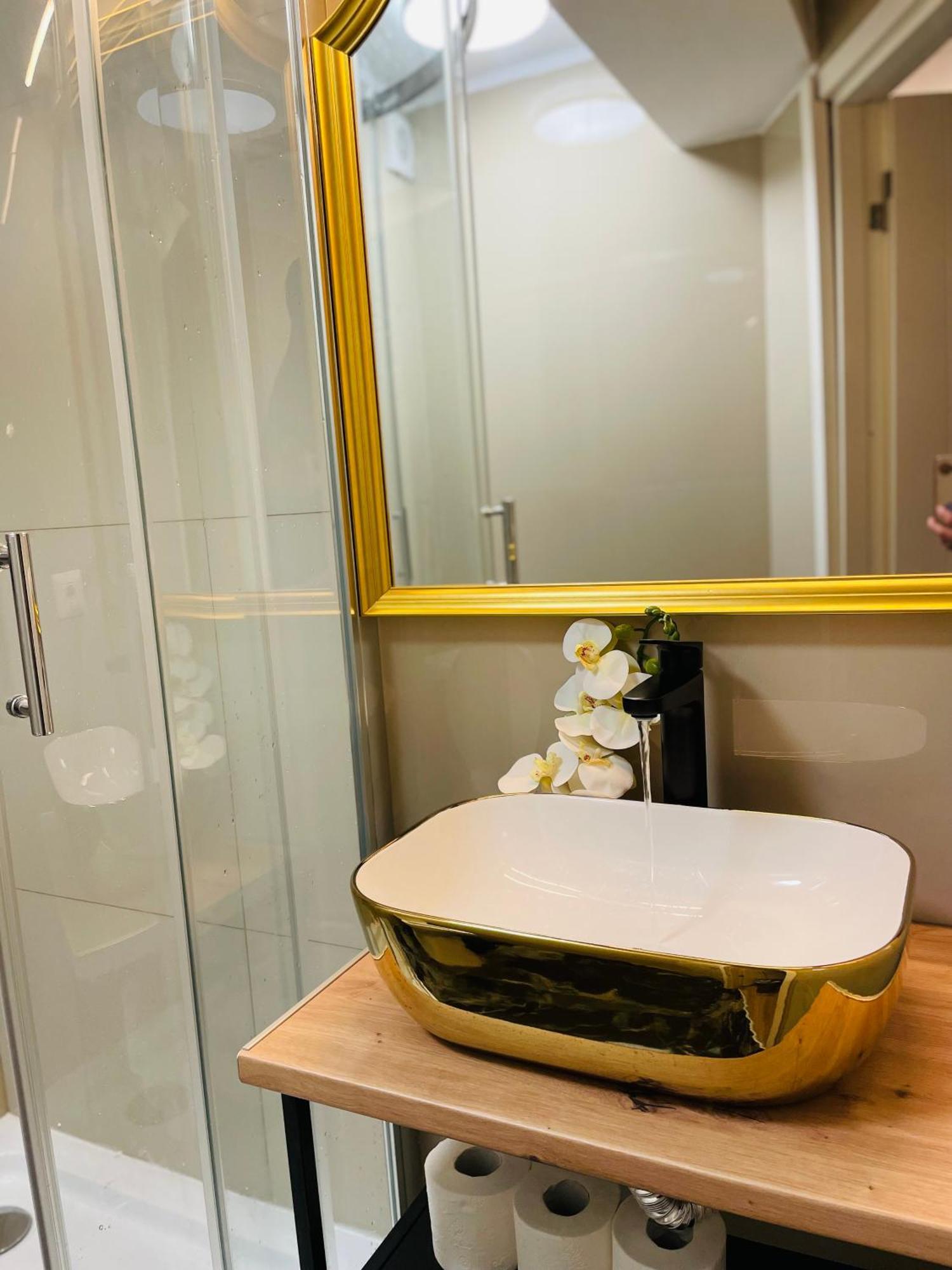 Air Residence 44 オトペニ エクステリア 写真
