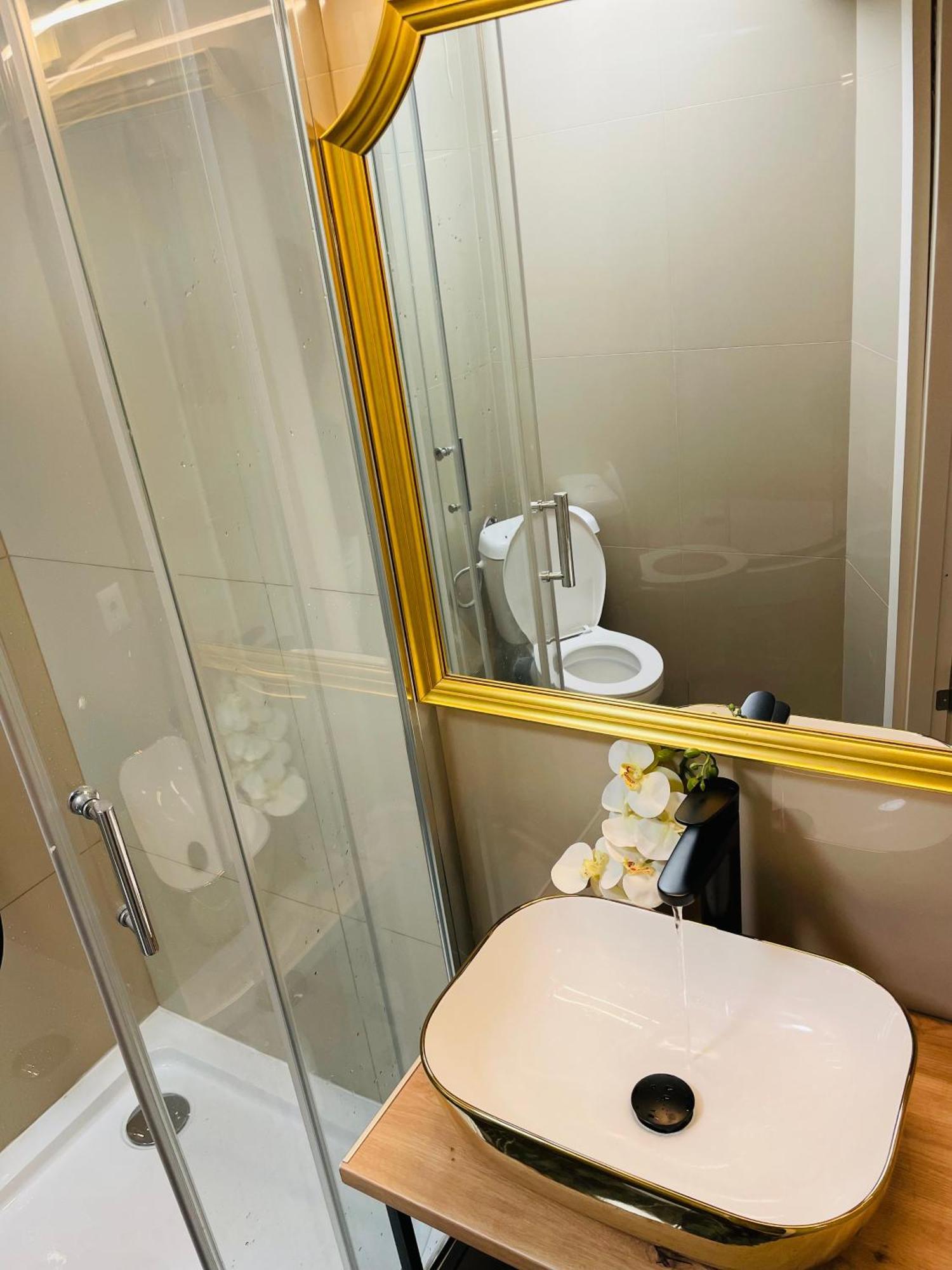 Air Residence 44 オトペニ エクステリア 写真