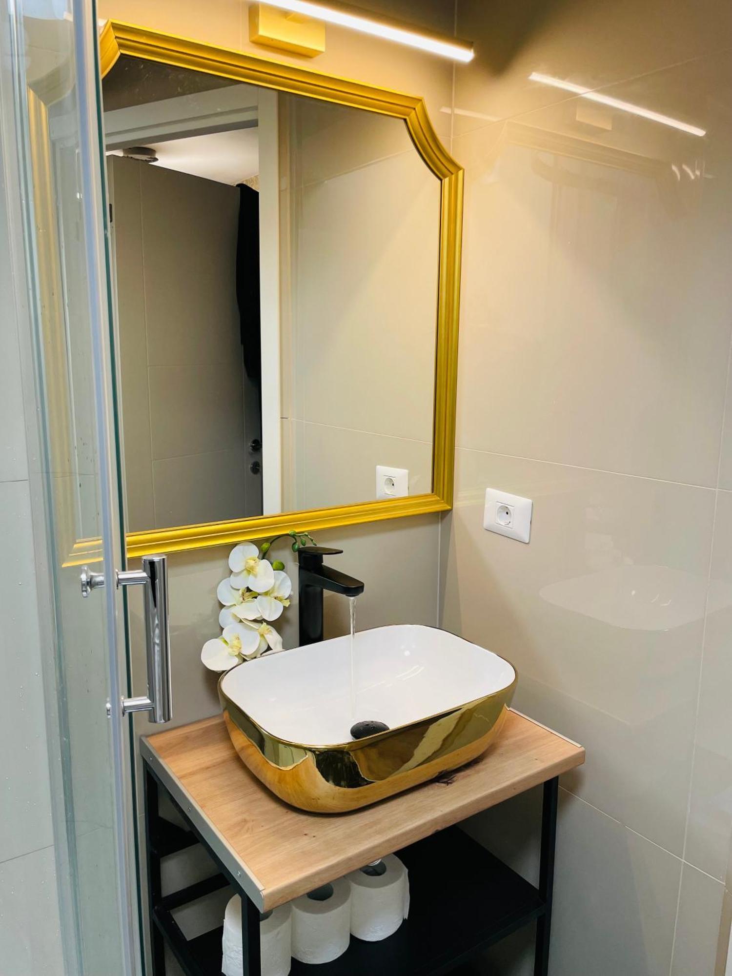 Air Residence 44 オトペニ エクステリア 写真